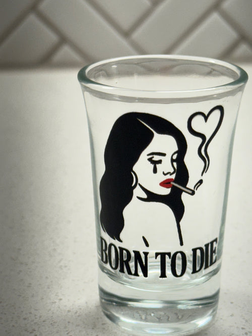 LANA DEL REY BORN TO DIE